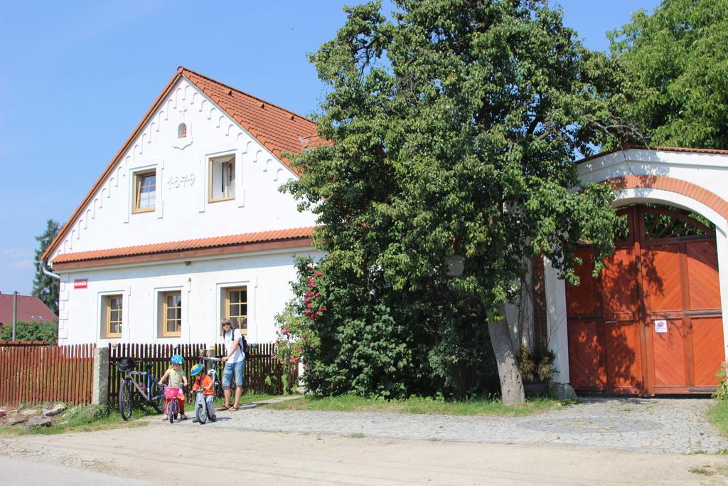 Penzion Keramika Jindřichŭv Hradec Dış mekan fotoğraf